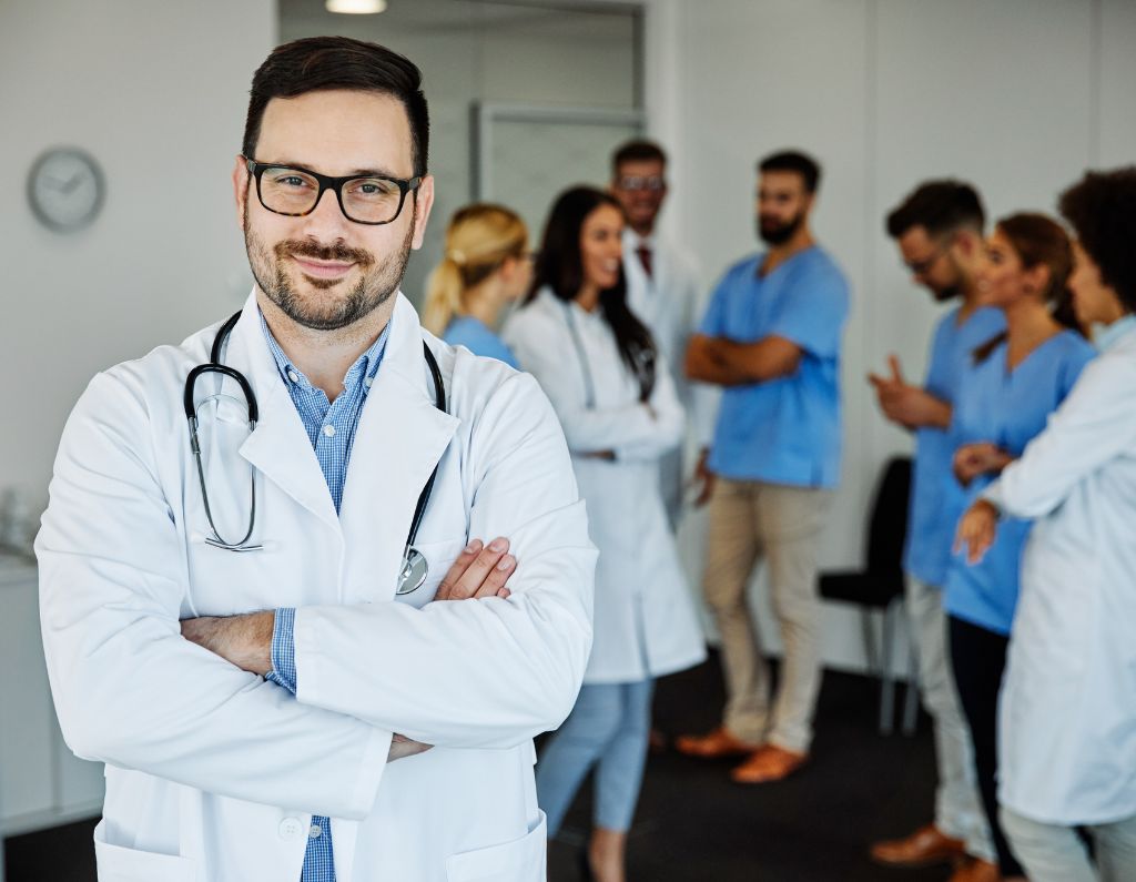 Image of a doctor crossing his arms